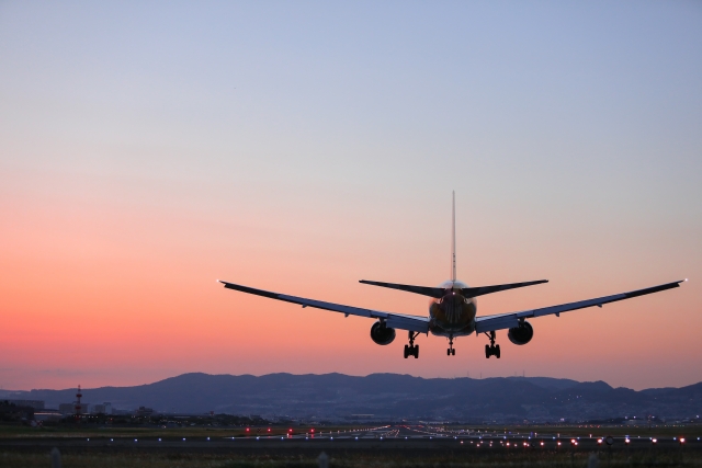 夢占い 飛行機